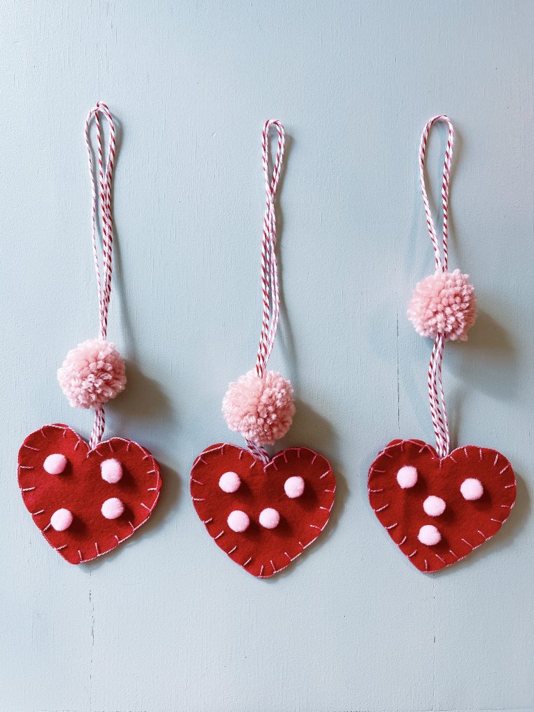 mini felt heart with pom-pom