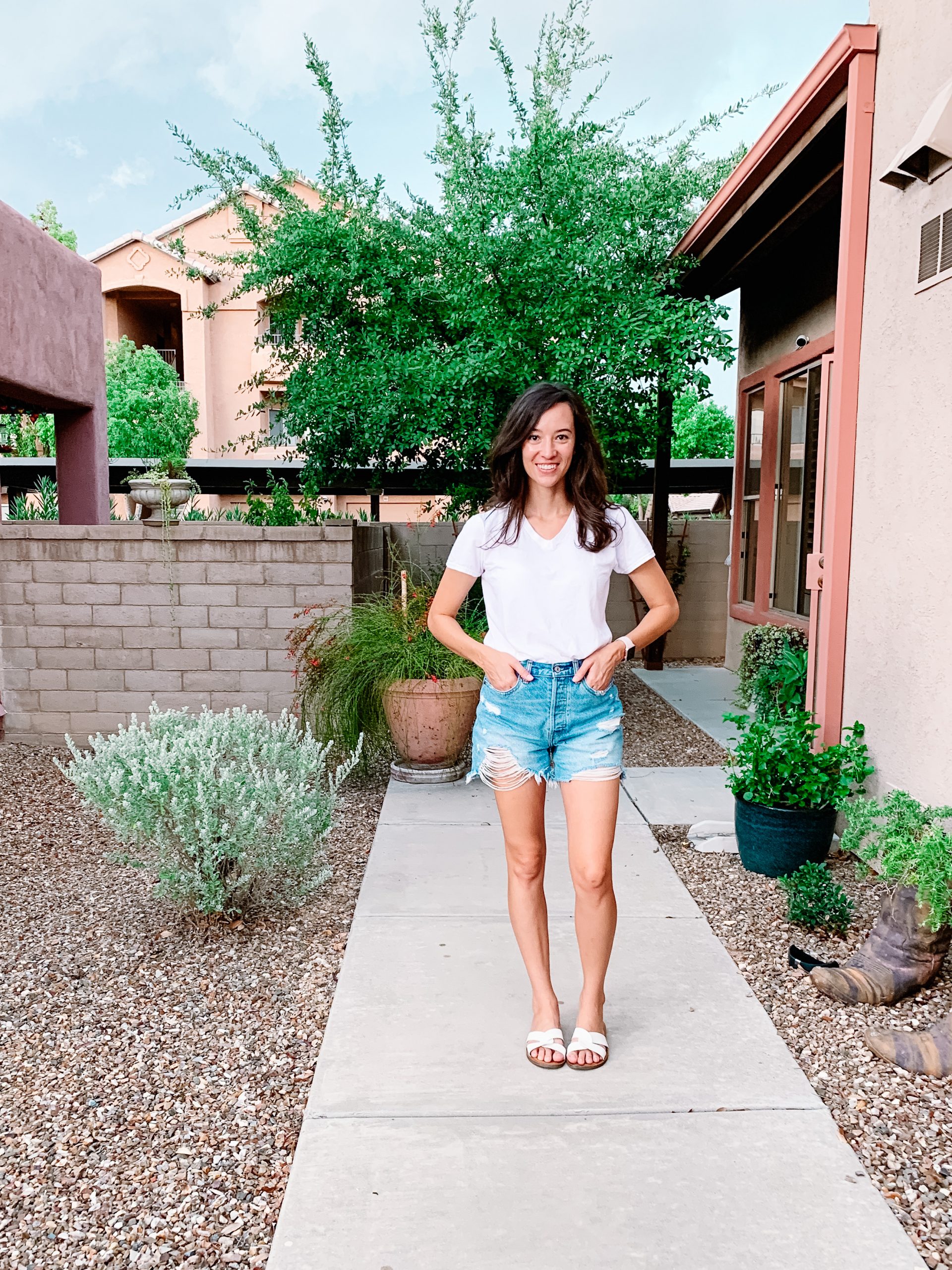 favorite white tee casual look